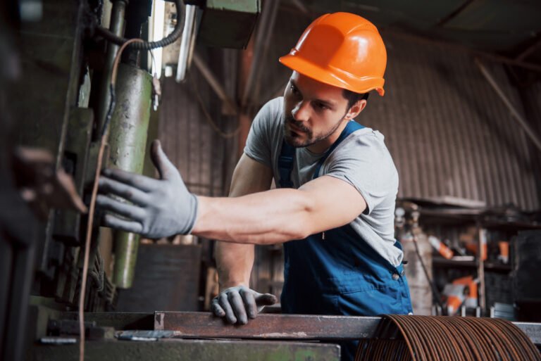 Produktion & Fertigung Jobs: Fachkräfte für Industrie